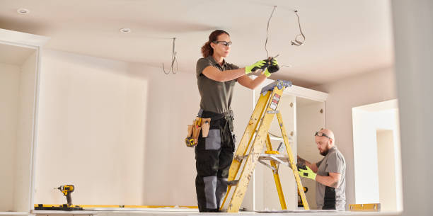 Best Licensed Electrician  in Forest Heights, MD